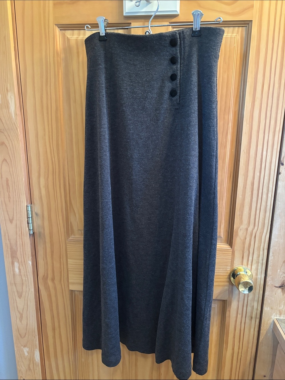 Women's Dark Gray Button-Accent Maxi Skirt